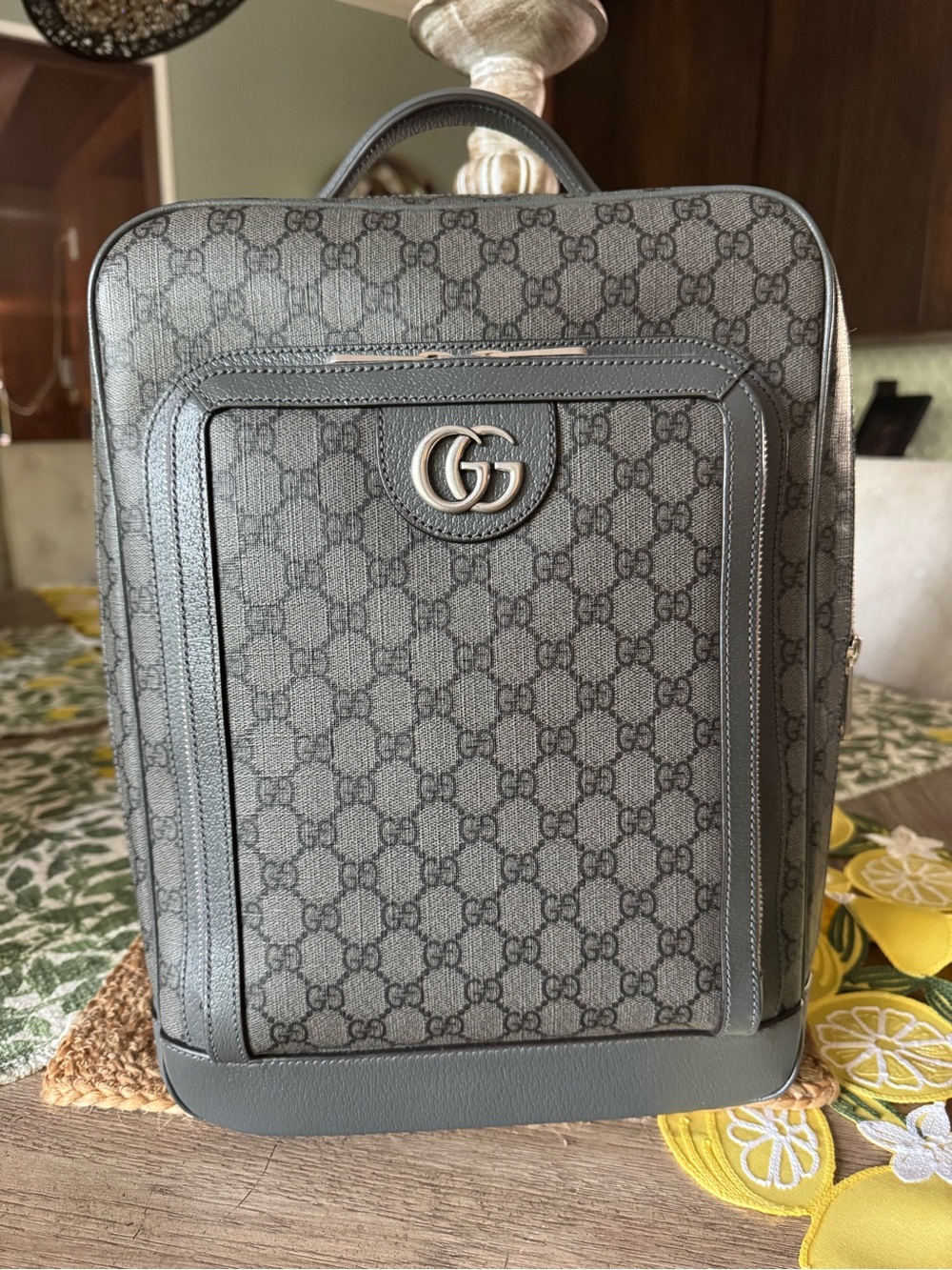 Like NEW Gucci Unisex Gray GG Supreme Canvas Backpack Silver Double G Hardware